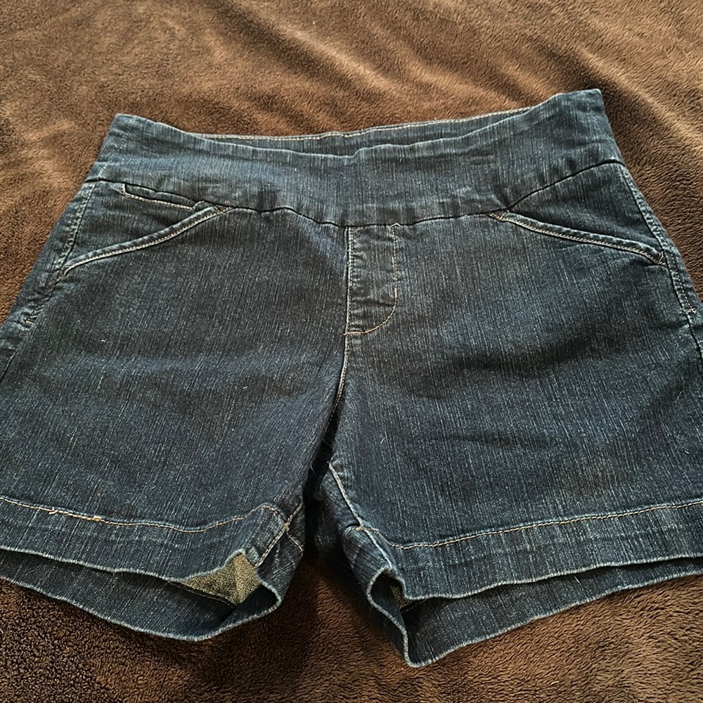 Women’s shorts